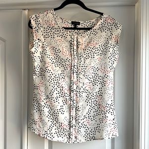 Small top short sleeve. The limited